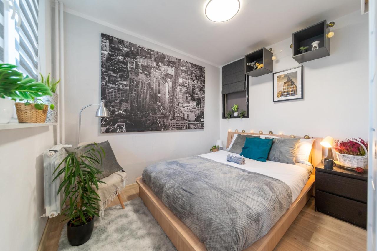 Metro Lux Home Apartment Warszawa Zewnętrze zdjęcie