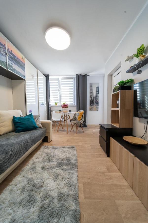 Metro Lux Home Apartment Warszawa Zewnętrze zdjęcie